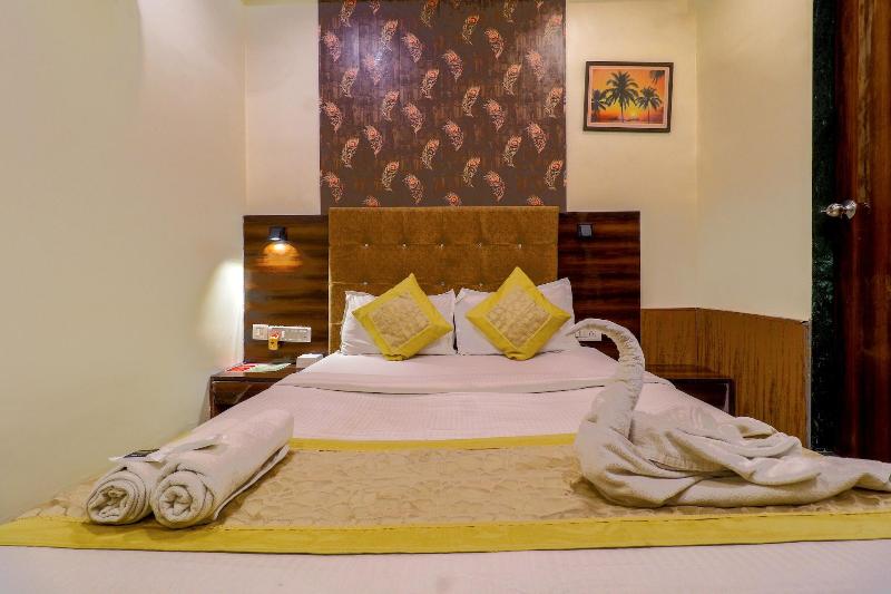 Hotel Signature Inn image