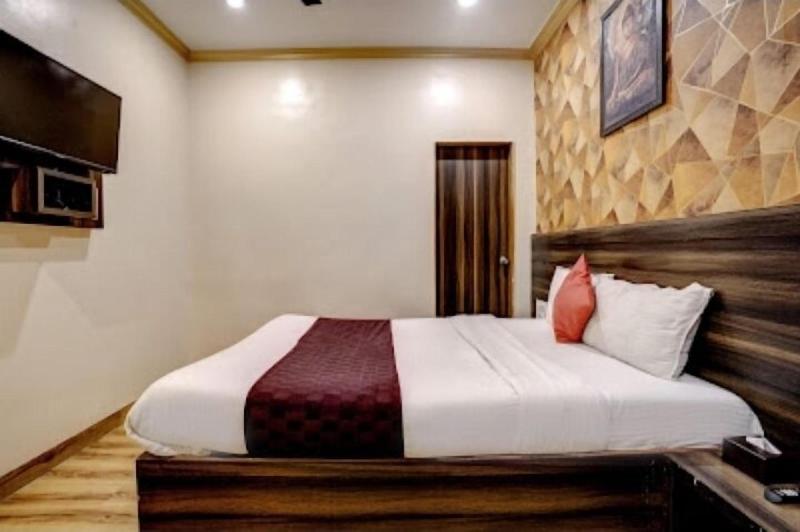 Hotel Green Park image