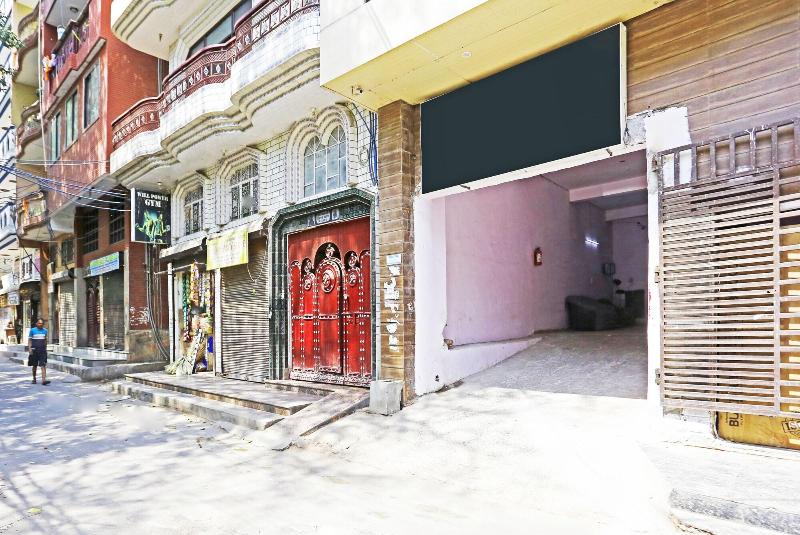 Twamev Punjabi Bagh image