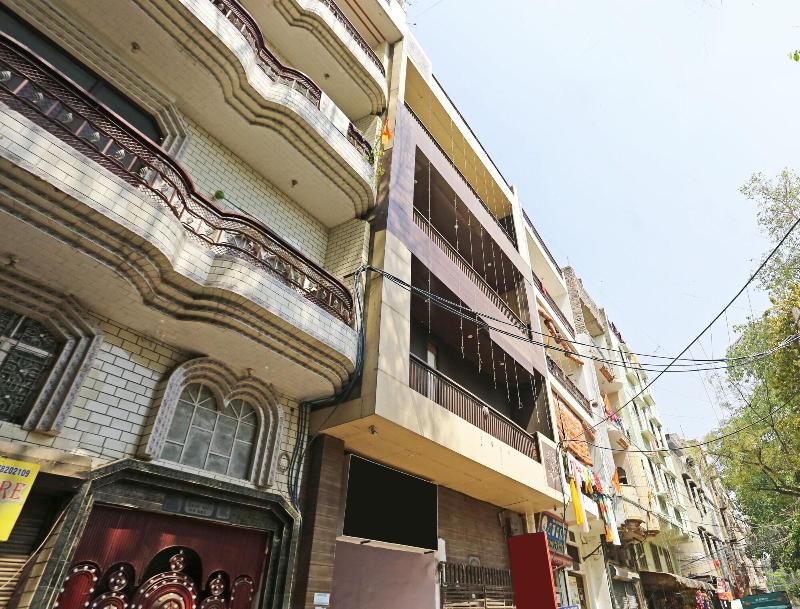 Twamev Punjabi Bagh image