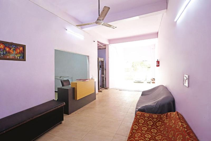 Twamev Punjabi Bagh image