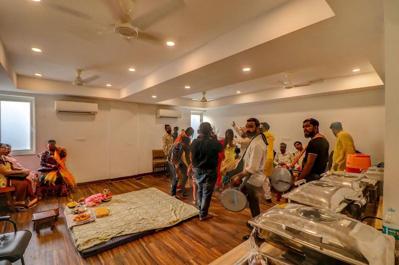 Fabhotel F9 Kirti Nagar image