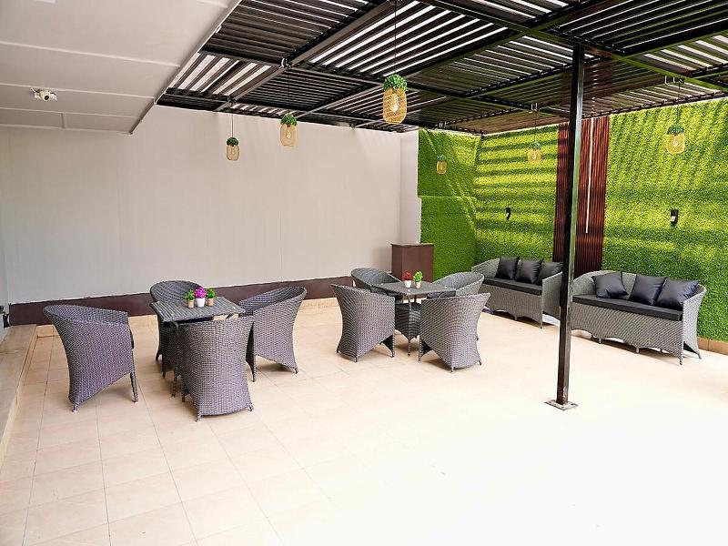 Fabhotel F9 Kirti Nagar image