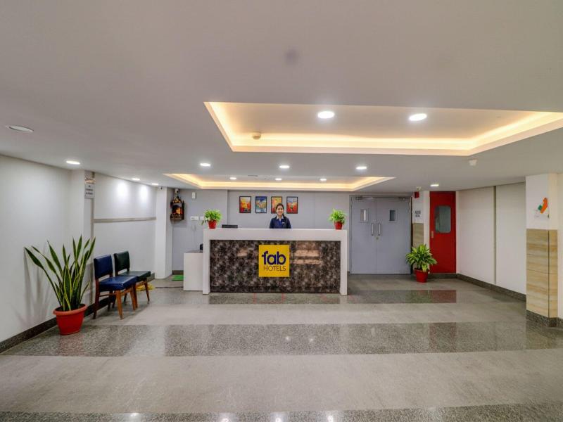 Fabhotel F9 Kirti Nagar image