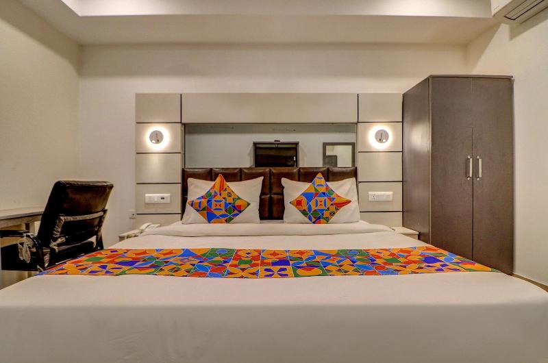Fabhotel F9 Kirti Nagar image