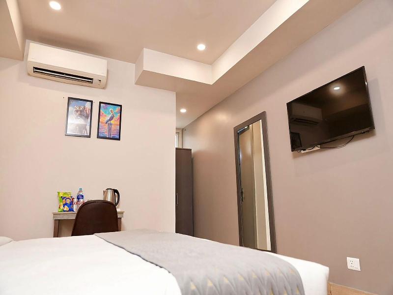 Fabhotel F9 Kirti Nagar image