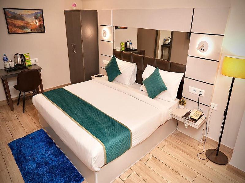 Fabhotel F9 Kirti Nagar image