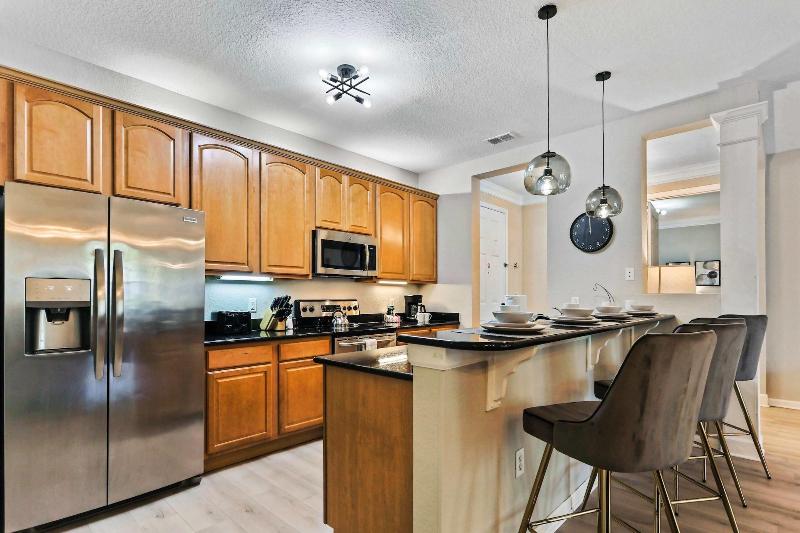 Cozy Vista Cay Condo Free Resort Access image