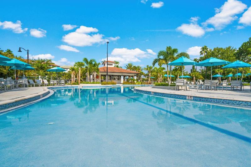 Cozy Vista Cay Condo Free Resort Access image