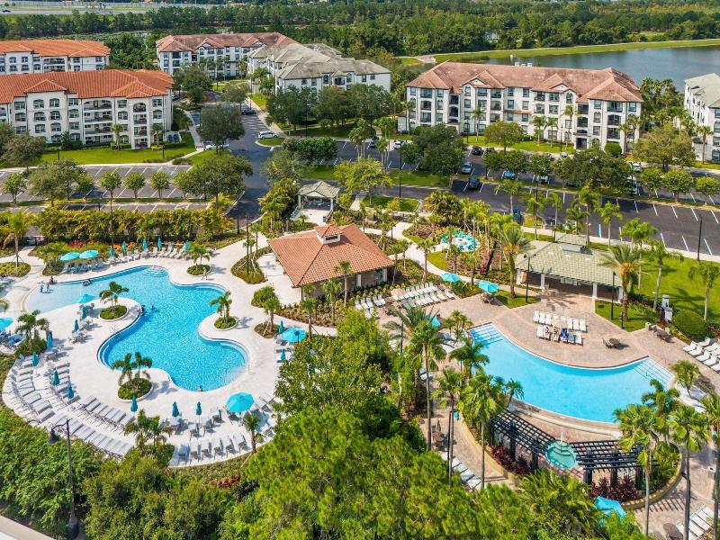 Cozy Vista Cay Condo Free Resort Access image