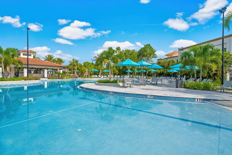 Cozy Vista Cay Condo Free Resort Access image