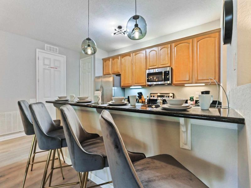 Cozy Vista Cay Condo Free Resort Access image