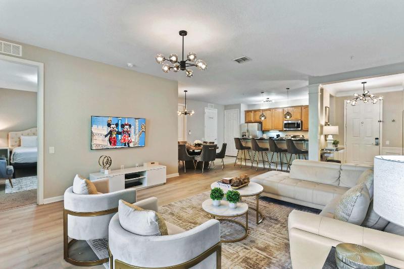 Cozy Vista Cay Condo Free Resort Access image