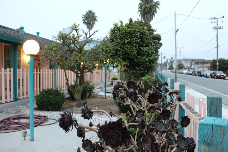 Riverside Inn Suites Santa Cruz image