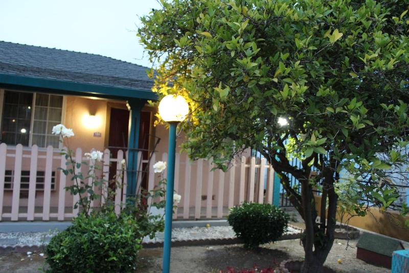 Riverside Inn Suites Santa Cruz image