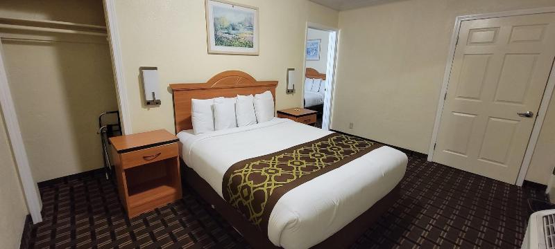 Riverside Inn Suites Santa Cruz image