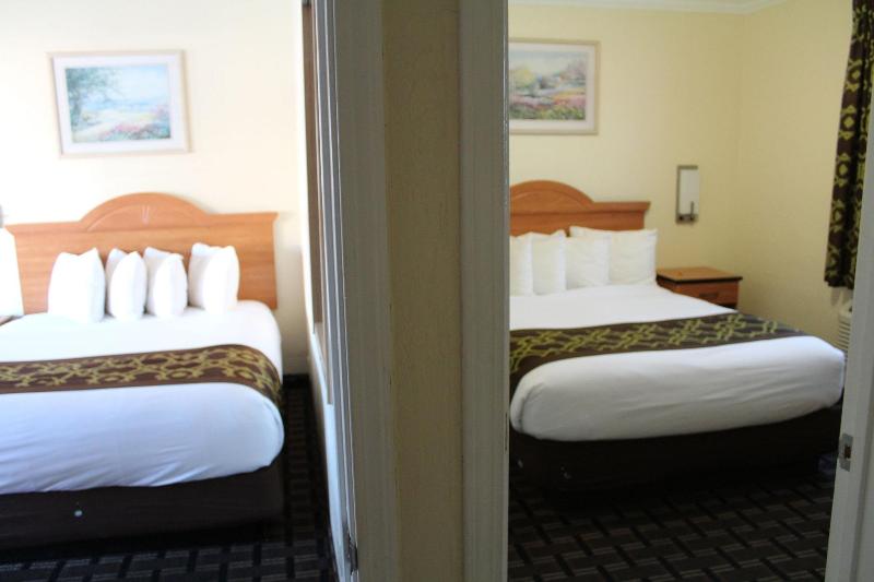 Riverside Inn Suites Santa Cruz image