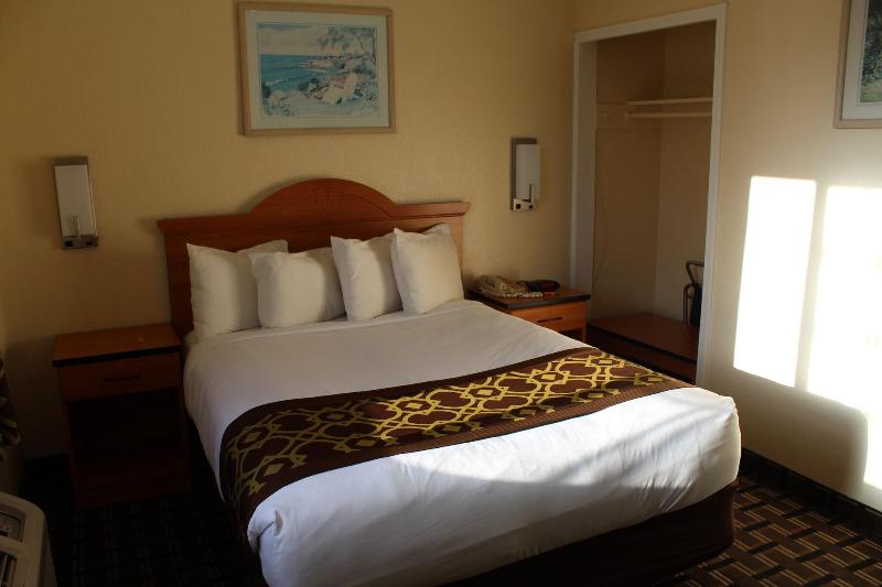 Riverside Inn Suites Santa Cruz image