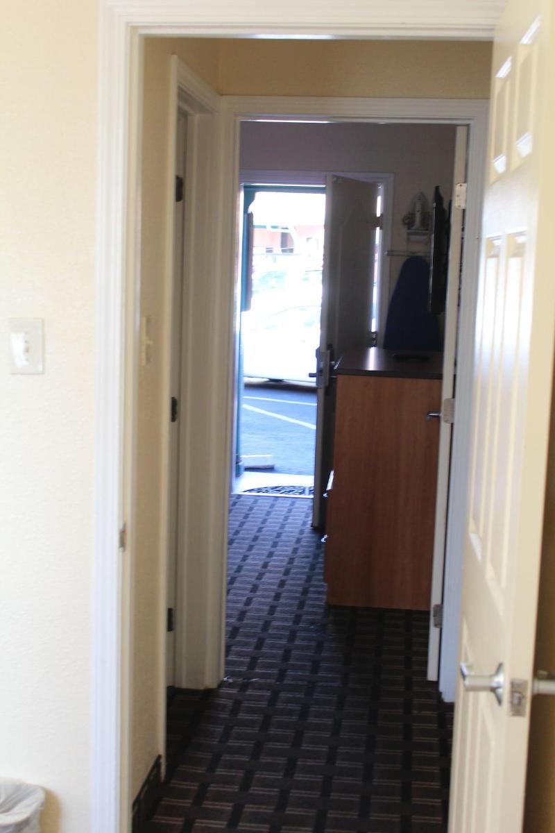 Riverside Inn Suites Santa Cruz image