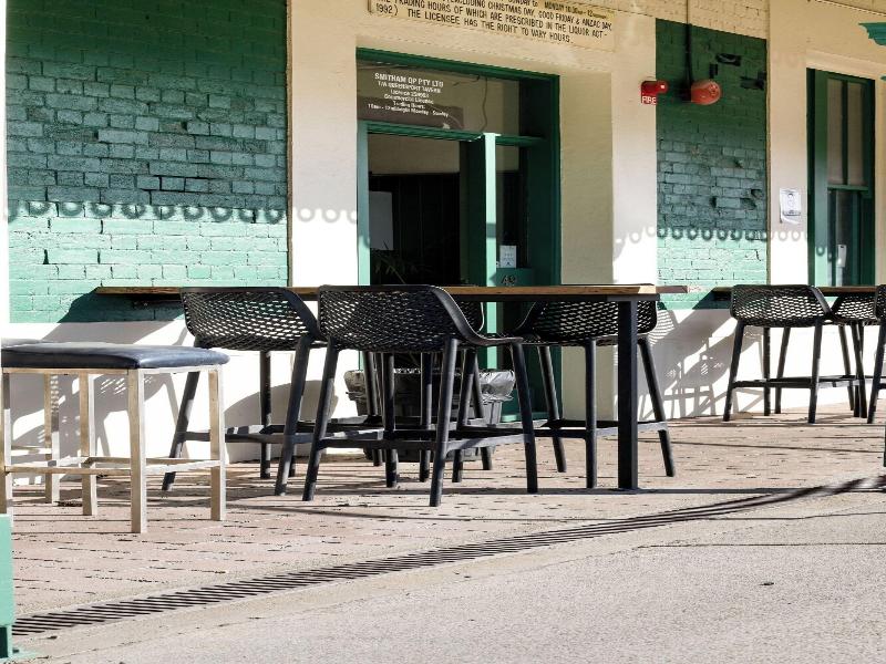 Queensport Tavern And Motel image