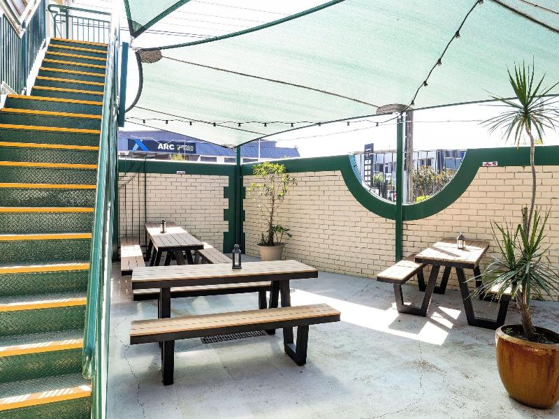 Queensport Tavern And Motel image