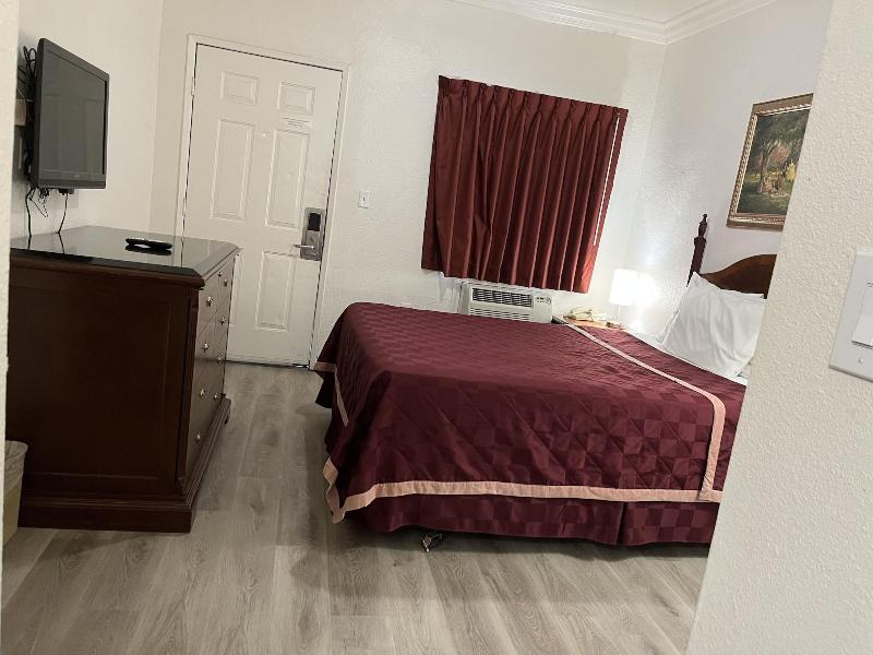 Economy Inn image