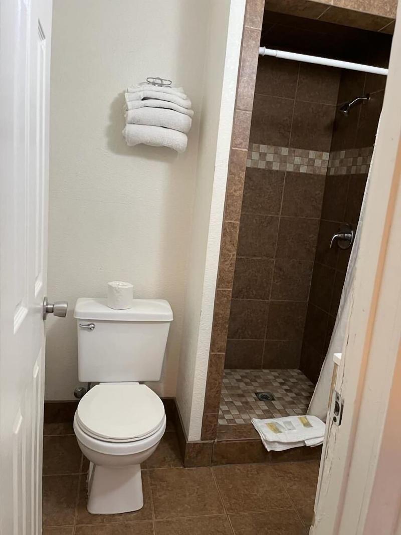 Economy Inn image