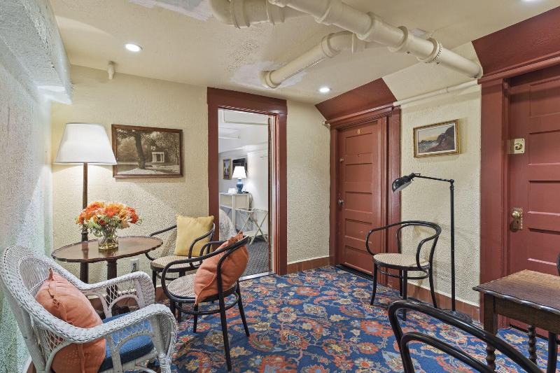 Golden Gate Hotel image