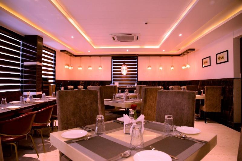 D Pavillon Boutique Hotel Delhi Airport image