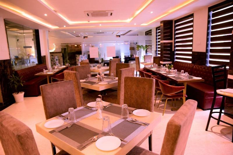 D Pavillon Boutique Hotel Delhi Airport image