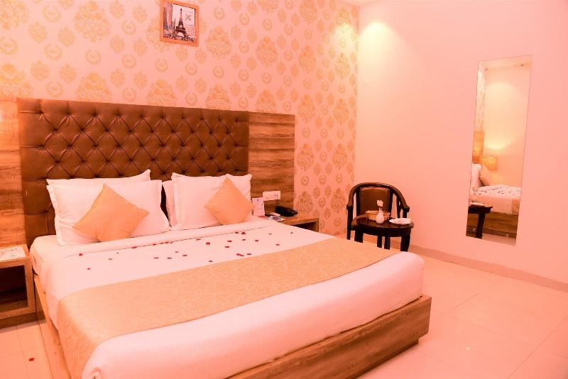 D Pavillon Boutique Hotel Delhi Airport image