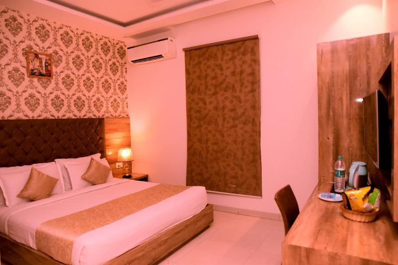 D Pavillon Boutique Hotel Delhi Airport image