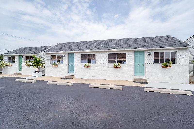 Ocean Glass Inn image