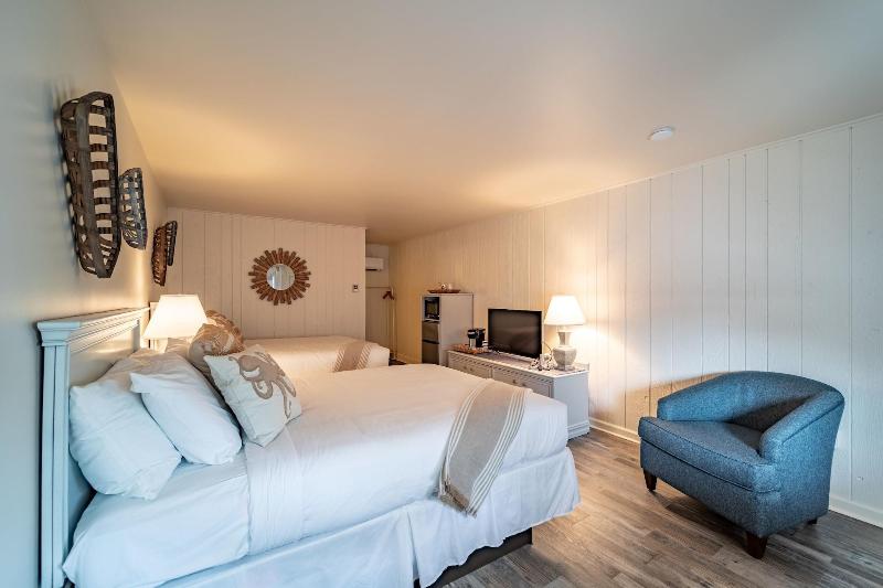 Ocean Glass Inn image