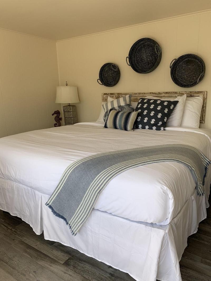 Ocean Glass Inn image