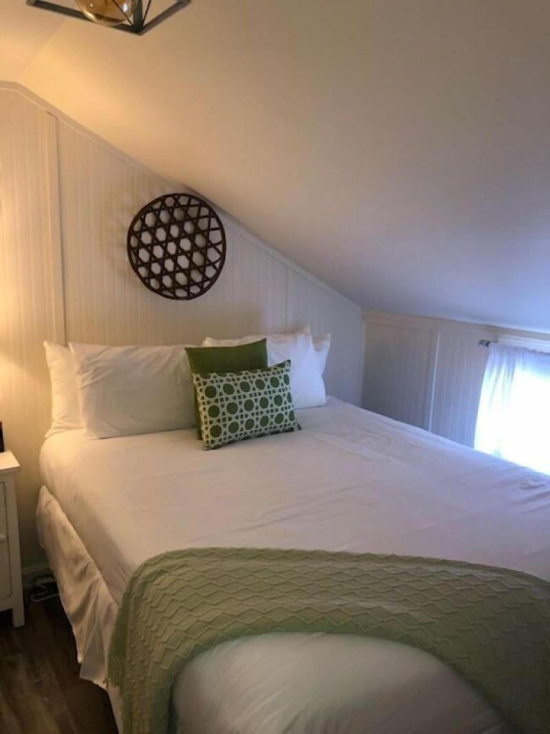Ocean Glass Inn image