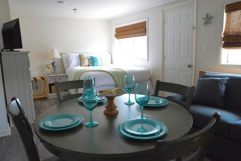 Ocean Glass Inn image