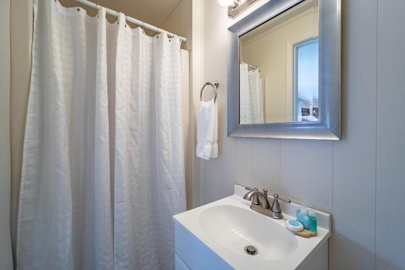 Ocean Glass Inn image