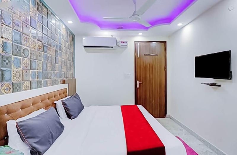 Hotel Green Palace image