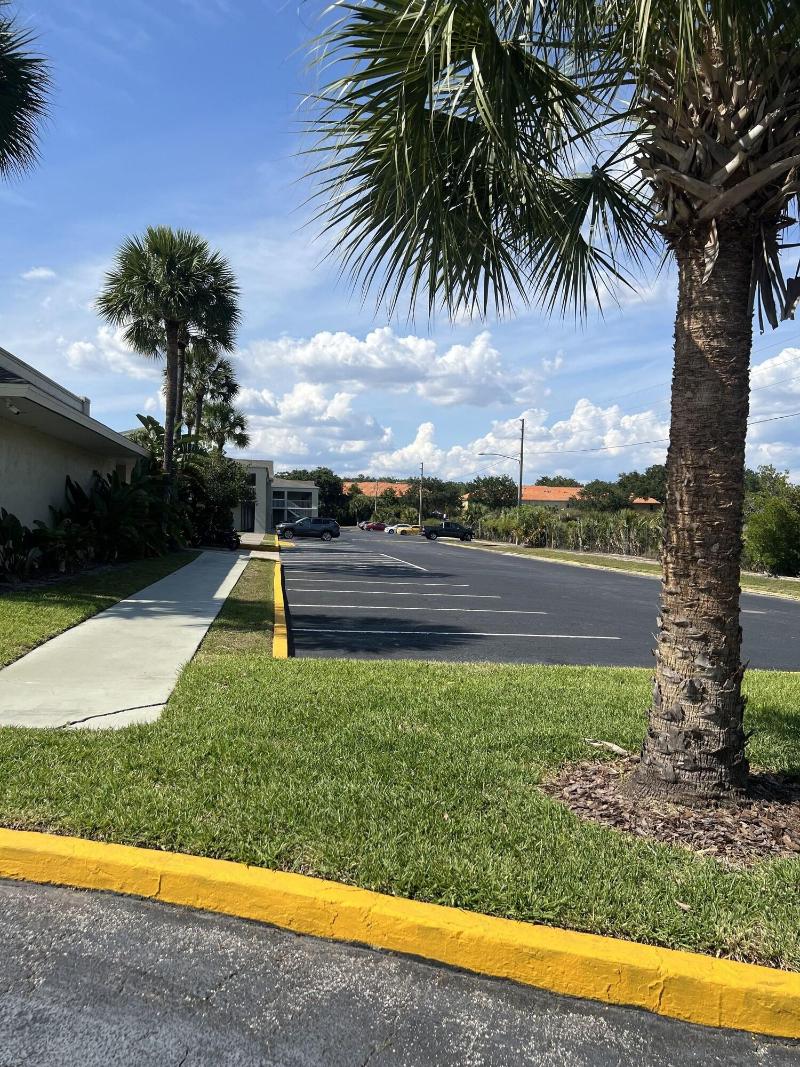 Orlando Vacation Rooms image
