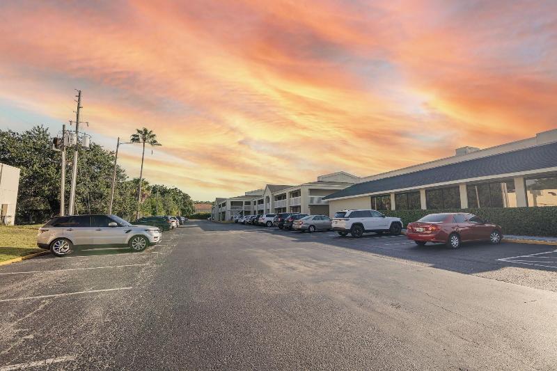 Orlando Vacation Rooms image