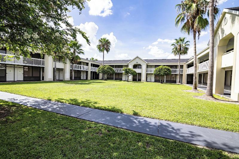Orlando Vacation Rooms image
