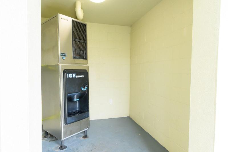 Orlando Vacation Rooms image