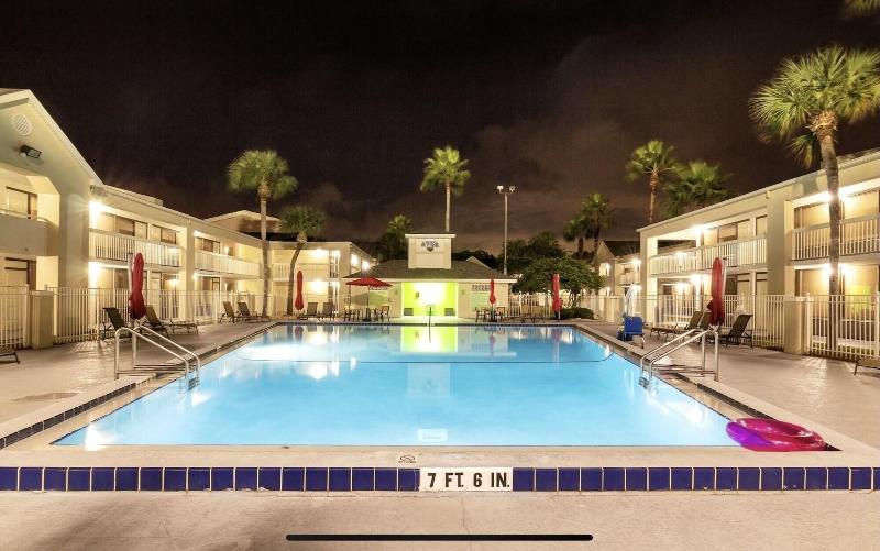 Orlando Vacation Rooms image