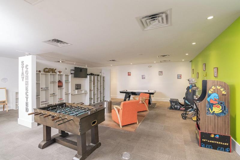 Orlando Vacation Rooms image