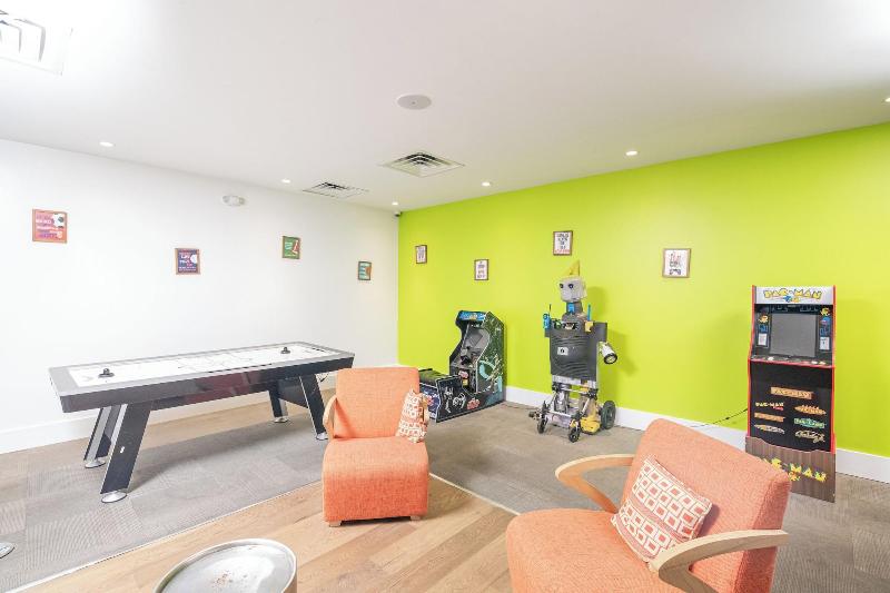 Orlando Vacation Rooms image