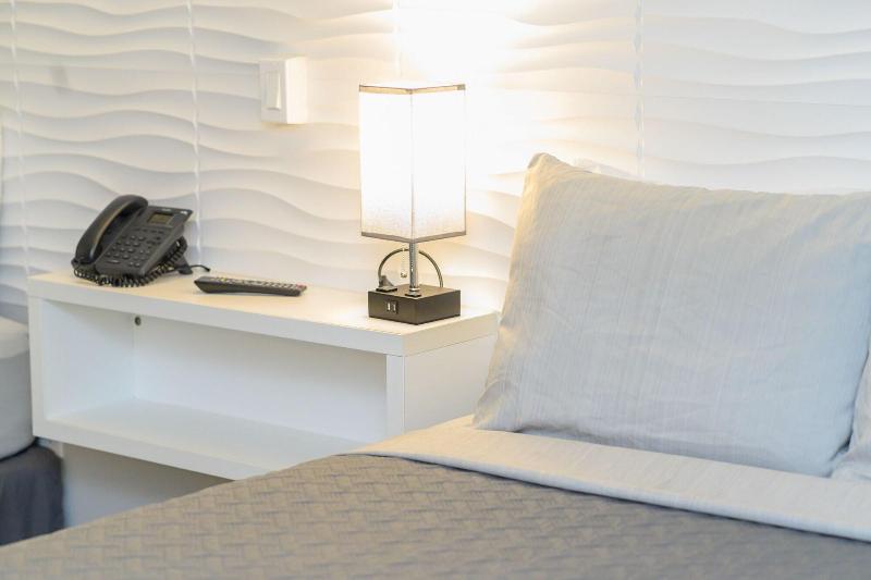 Orlando Vacation Rooms image