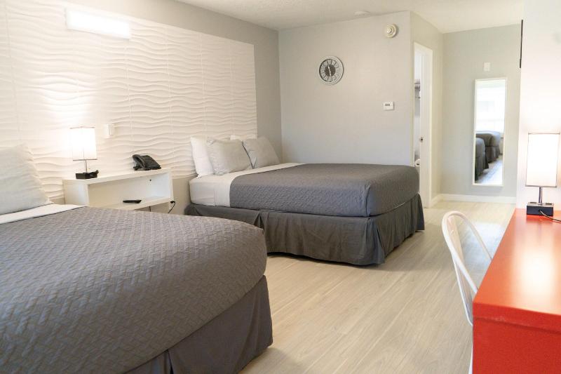 Orlando Vacation Rooms image