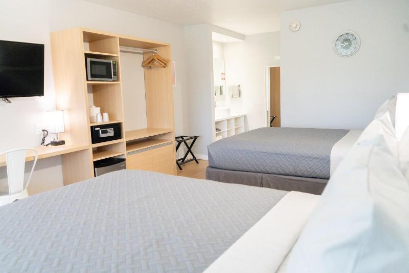 Orlando Vacation Rooms image
