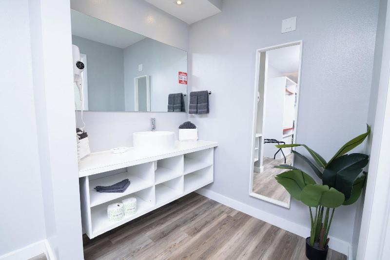 Orlando Vacation Rooms image